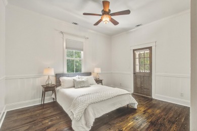 This fully licensed Johns Island Bed and Breakfast complex is