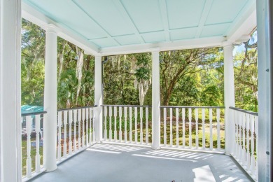 This fully licensed Johns Island Bed and Breakfast complex is