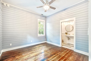 This fully licensed Johns Island Bed and Breakfast complex is