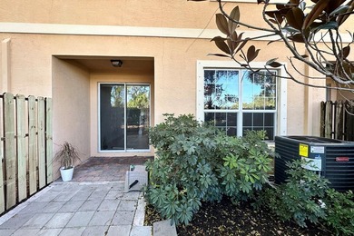 Welcome to this charming 4-bedroom, 2.5-bathroom townhouse - photo 39