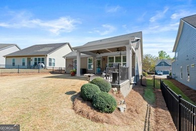Extensively renovated in the past year with a new roof - photo 42