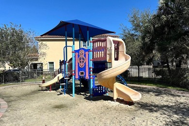 Welcome to this charming 4-bedroom, 2.5-bathroom townhouse - photo 43