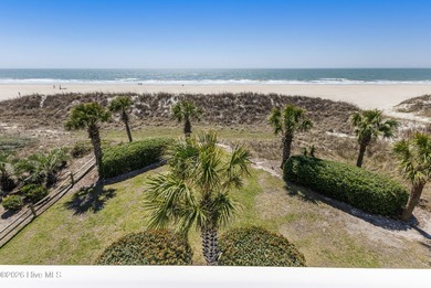 Set within the sought-after Turtle Creek neighborhood on Oak - photo 4