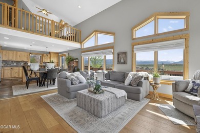 270 degrees panoramic views, 1.34 private acres, and a layout - photo 14