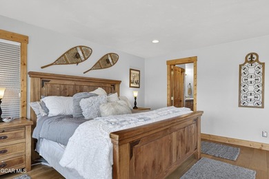 270 degrees panoramic views, 1.34 private acres, and a layout - photo 20