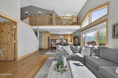 270 degrees panoramic views, 1.34 private acres, and a layout - photo 25