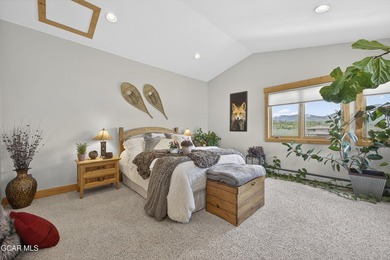 270 degrees panoramic views, 1.34 private acres, and a layout - photo 32