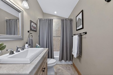 270 degrees panoramic views, 1.34 private acres, and a layout - photo 34