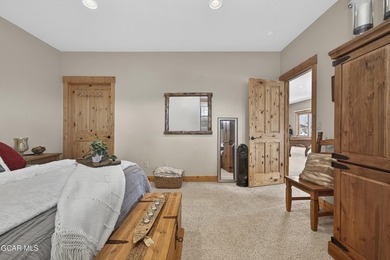 270 degrees panoramic views, 1.34 private acres, and a layout - photo 46