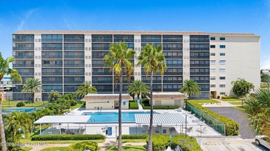 You have just found your new home in a quiet beachside location - photo 1