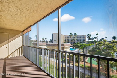 You have just found your new home in a quiet beachside location - photo 4