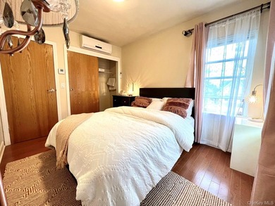 Picture Perfect Location with Spacious Living. This Spacious - photo 10