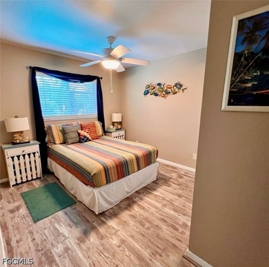 Enjoy the perfect Florida lifestyle in a desirable SE Cape Coral - photo 14