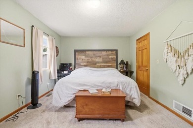 Last month's electric bill at this home? -$6. The utility - photo 17