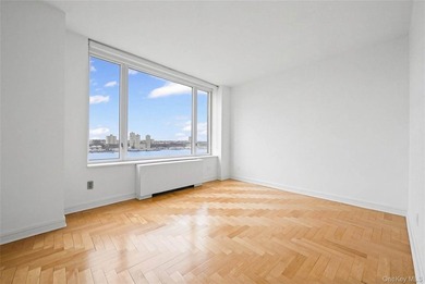 Welcome to Residence 19L at 220 Riverside Boulevard, a spacious - photo 17