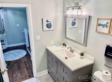 GREAT RENTAL HISTORY on this recently renovated townhome with a - photo 20