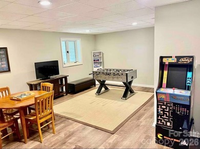 GREAT RENTAL HISTORY on this recently renovated townhome with a - photo 35