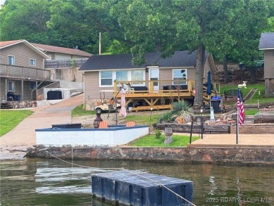 Lake of the Ozarks Home For Sale in Camdenton Missouri