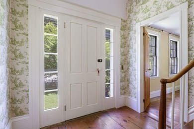 Historic charm meets modern conveniences in this stunning, fully - photo 5