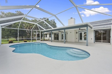 Welcome to this stunning, fully renovated 4-bedroom, 2-bath - photo 38