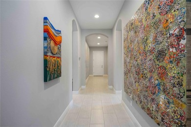 STUNNING BACKYARD WITH GORGEOUS PALMS!!!! HIGH CEILINGS AND SO