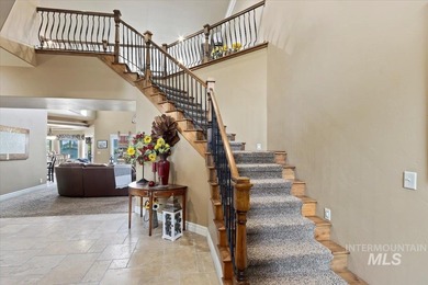 Superb custom home on 1.74 acres just minutes from Twin Falls