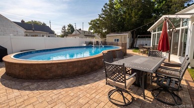 Welcome to this charming expanded home nestled on a quiet block - photo 13
