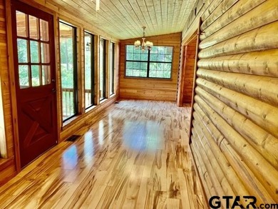 ESCAPE TO THE BEAUTY AND SERENITY OF EAST TEXAS WITH THIS - photo 14