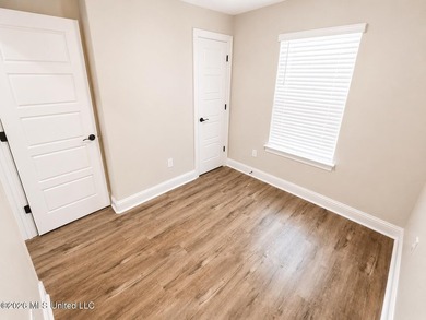 Move-in ready 3-bedroom home built in 2024! This well-maintained - photo 14