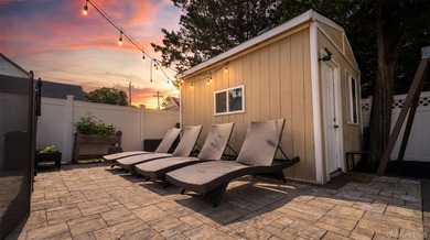 Welcome to this charming expanded home nestled on a quiet block - photo 25