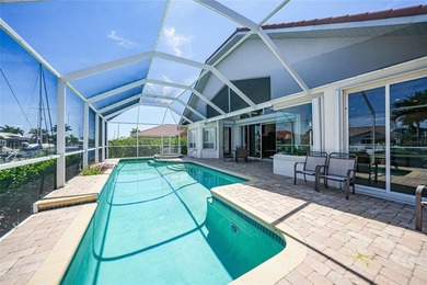 Waterfront Luxury Living with Sailboat Access!
Offered fully - photo 26
