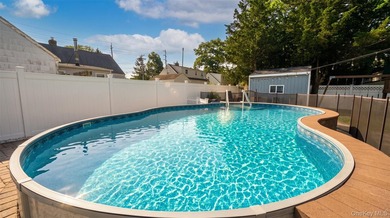Welcome to this charming expanded home nestled on a quiet block - photo 26