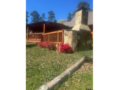 ESCAPE TO THE BEAUTY AND SERENITY OF EAST TEXAS WITH THIS - photo 31