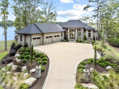 Lake Home For Sale in Eatonton, Georgia