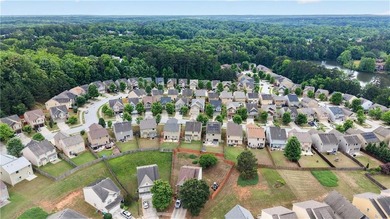 Nestled in a peaceful Decatur community, this beautifully - photo 28