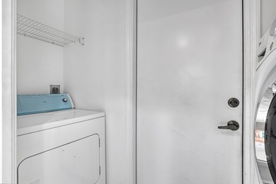 Welcome to 180 Caribe Court Tucked away on a quiet cul-de-sac - photo 13