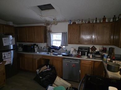 1994 Burlington Mobile Home with Stunning Lake Views. Enjoy long - photo 14
