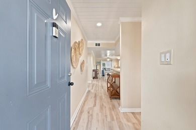 Welcome to Summertree Unit E12, a beautifully updated third - photo 15