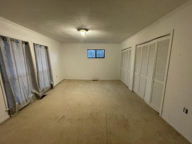 Motivated sellers! This country style home is welcoming from the - photo 23