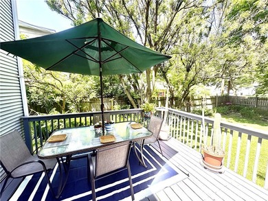 Spacious Center Entrance Colonial with nearly 2200 Square Feet - photo 27