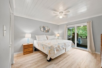 Welcome to Summertree Unit E12, a beautifully updated third - photo 35