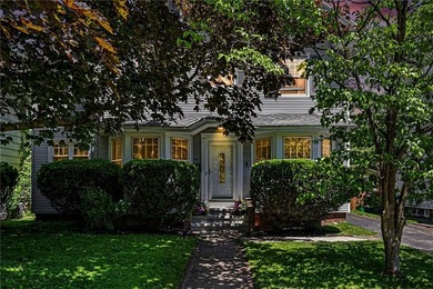 Spacious Center Entrance Colonial with nearly 2200 Square Feet - photo 36