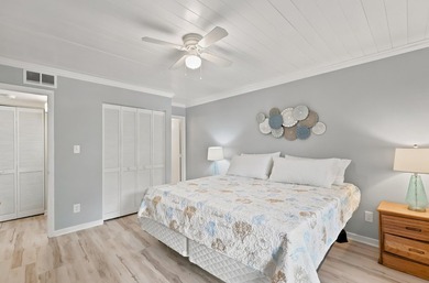 Welcome to Summertree Unit E12, a beautifully updated third - photo 37