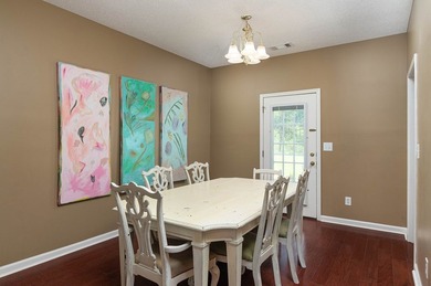 Great 2 level home on over 2 acres of land in the beautiful - photo 6