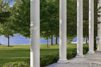 In 1925, Howard Van Doren Shaw's final Lake Geneva architectural - photo 9