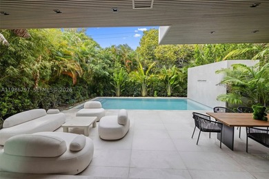 Welcome to the Modani Residence, a showcase of modern design and - photo 13