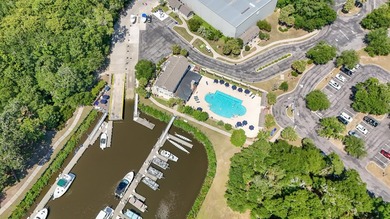 Welcome to an extraordinary waterfront residence in the Island - photo 14