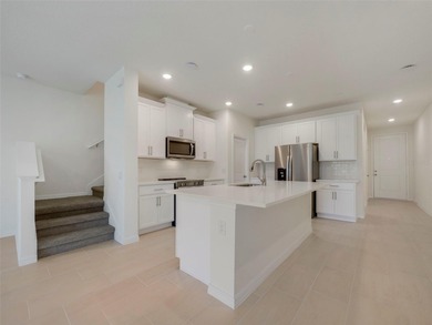 Welcome to this beautifully designed 3-bedroom, 2.5-bathroom - photo 6