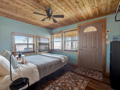 Sam Rayburn Lakefront Home - photo 20