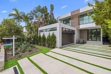 Welcome to the Modani Residence, a showcase of modern design and - photo 48